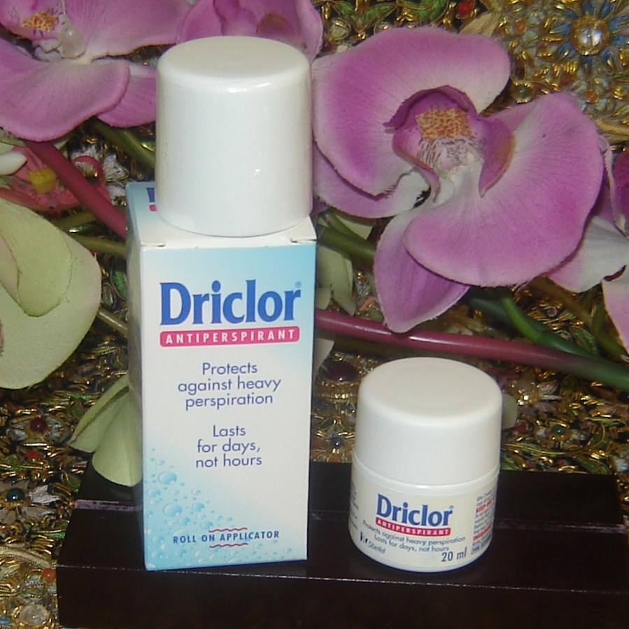 20ml — DRICLOR Roll on Applicator Antiperspirant 20ml NEW IN BOX, EXP 05/2026