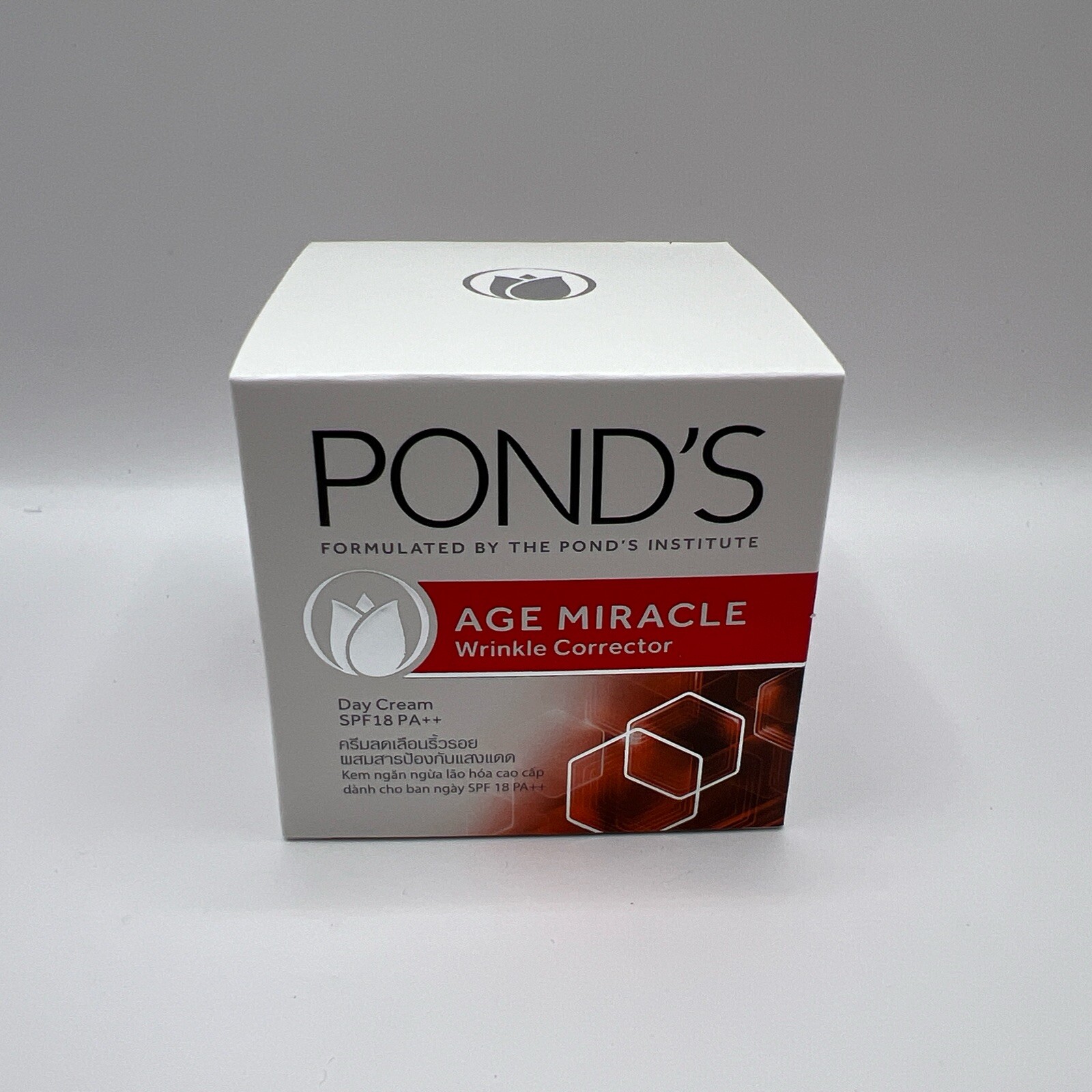 Ponds Age Miracle Wrinkle Corrector Day Cream SPF 18 PA++ 50 Gram