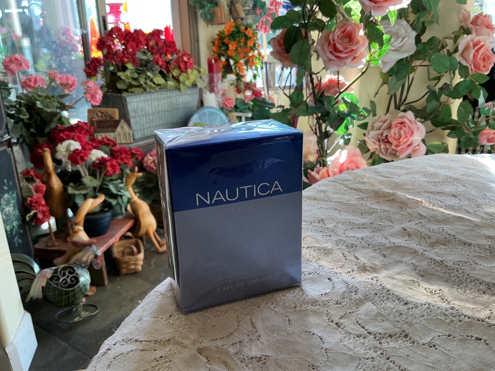 NIB Nautica Voyage Men’s Eau de Toilette Spray 3.3 oz / 100ml