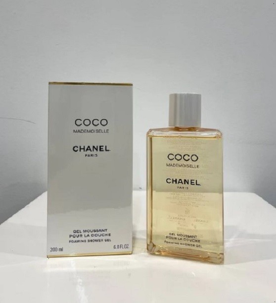 Chanel Coco Mademoiselle Foaming Shower Gel 6.8 oz / 200 ml