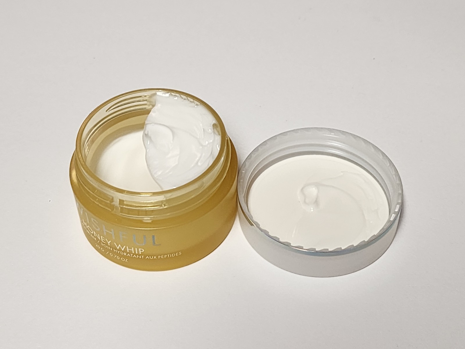 WISHFUL Huda Honey Whip Peptide Moisturizer 20g/ 0.7oz Travel NEW