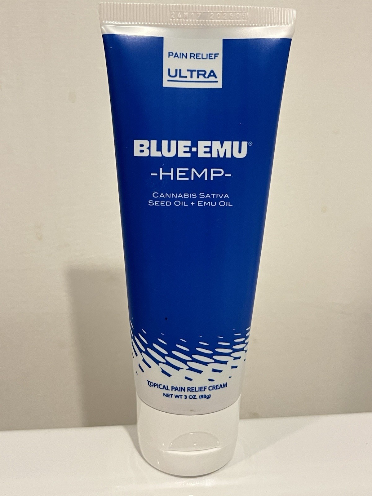 Blue-Emu -Hemp- Pain Relief Ultra Topical Cream 3 oz Muscle Joint Back Pain
