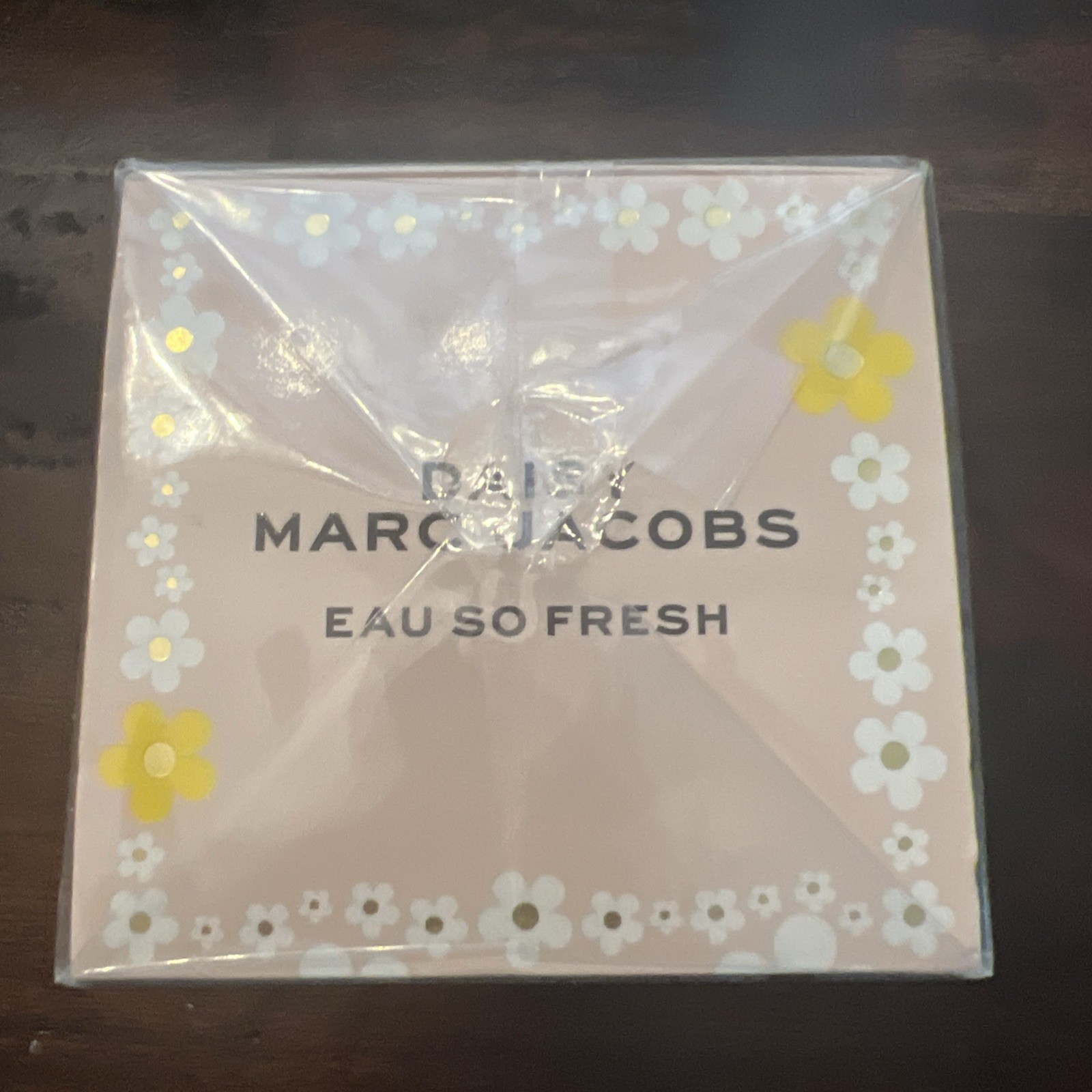 Marc Jacobs Daisy Eau So Fresh EDT Spray Women Perfume 2.5oz 75ml