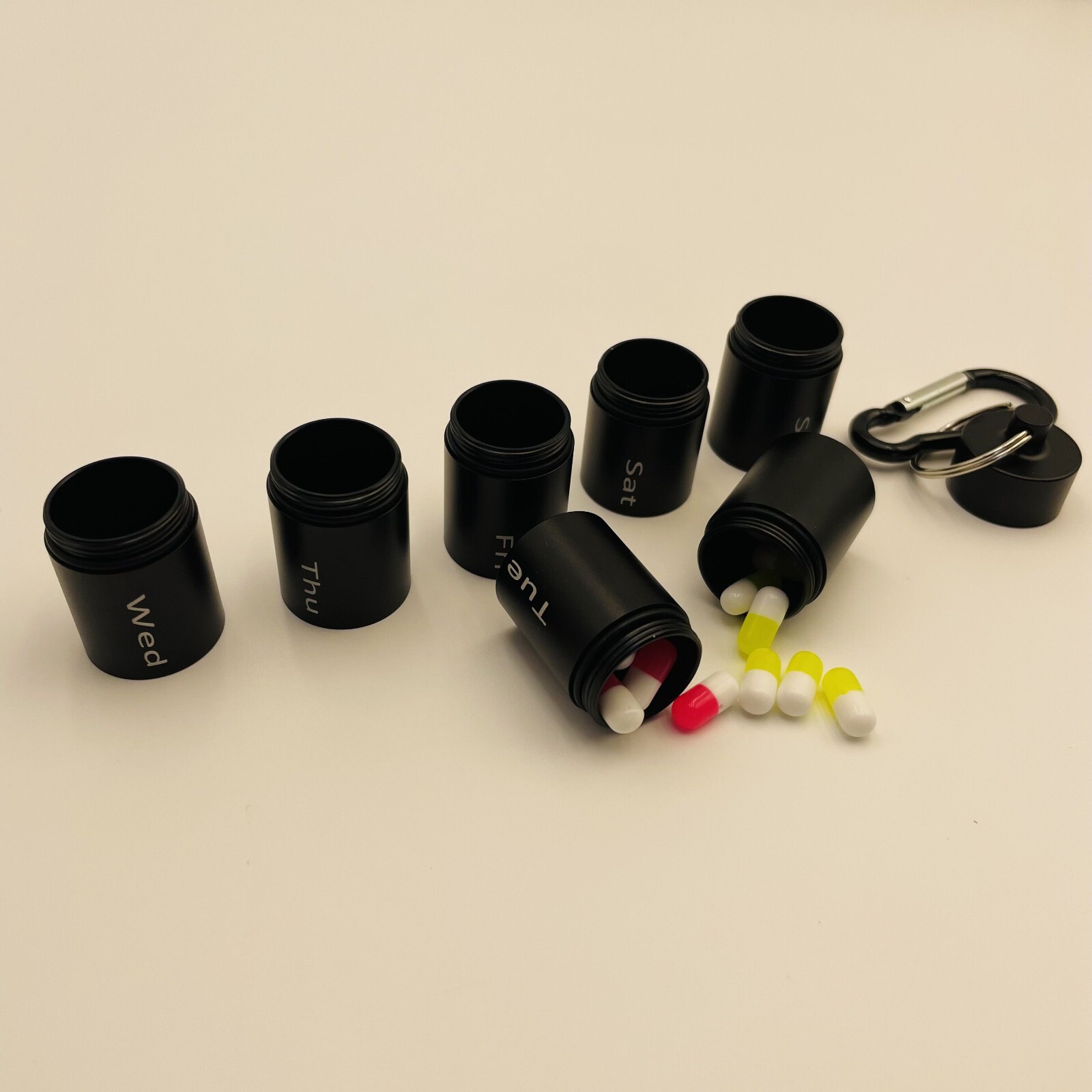 Metal Small Pill Box Organizer 7 Day Portable Waterproof Keychain Pill Holder