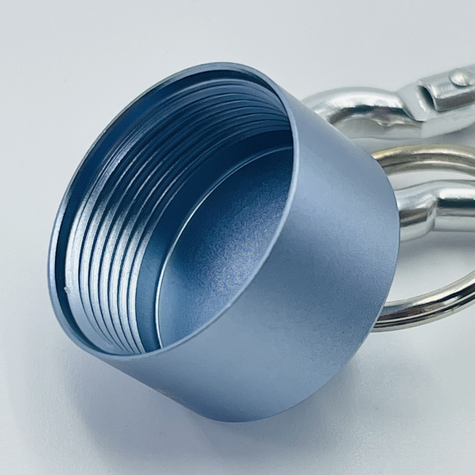 Metal Small Pill Box Organizer 7 Day Portable Waterproof Keychain Pill Holder