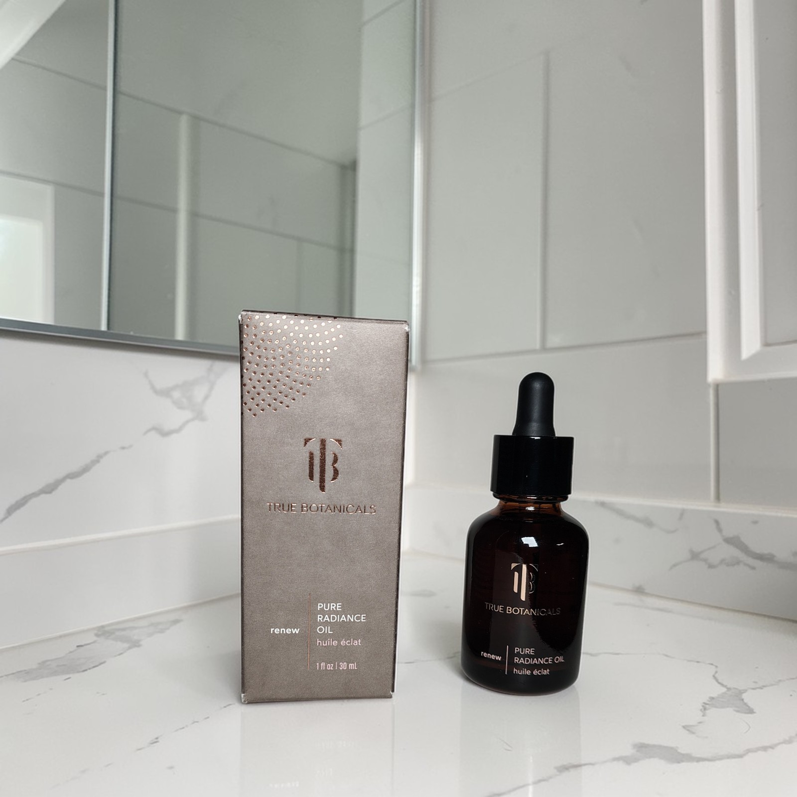 True Botanicals Authentic RENEW Pure Radiance Oil 1 Oz/30mL Deluxe regular size