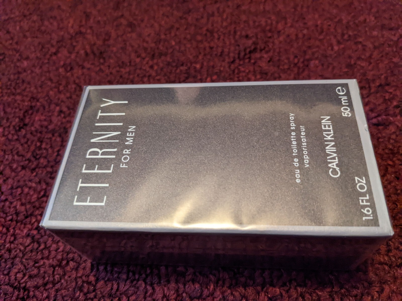 Calvin Klein Eternity 1.6oz Men’s Eau de Toilette (Apple Scent, Green Color)
