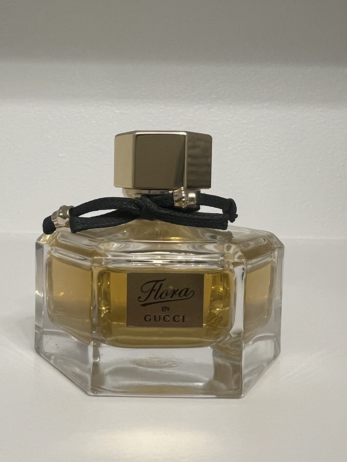 Flora By Gucci – Eau de Parfum 1.6 oz 50 ml Spray Original Discontinued Rare EDP