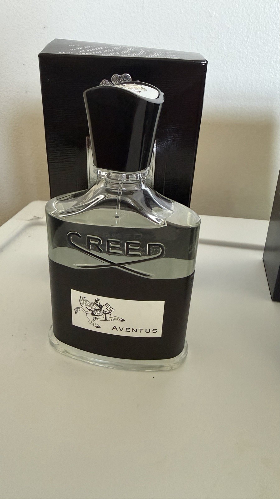 Creed Aventus Eau de Parfum Spray 3.3 fl oz Regular Size Flowers Wood Spices