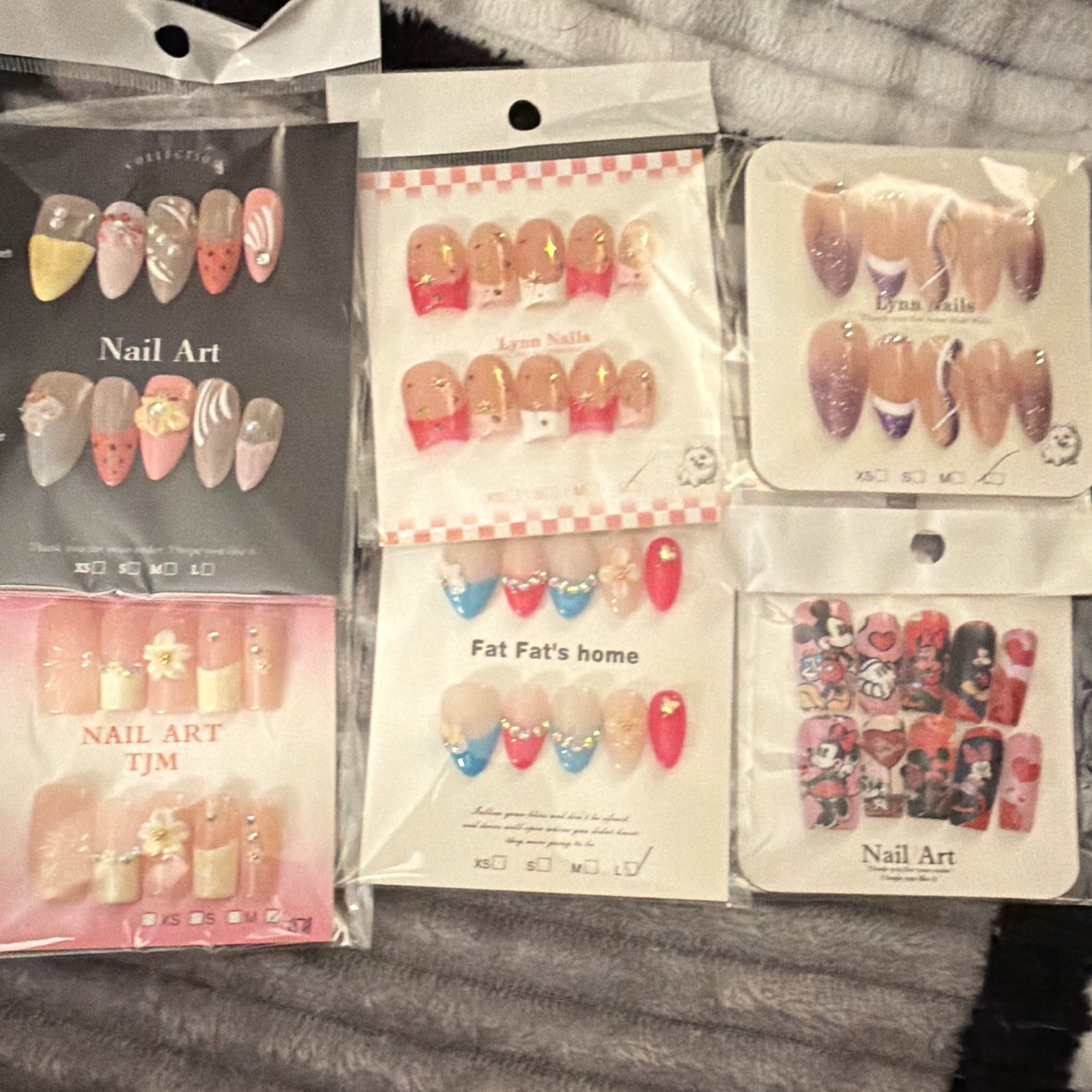 Lot of 6 large size Pre-Designed Full Cover Press-On Nails Multicolor Glitter