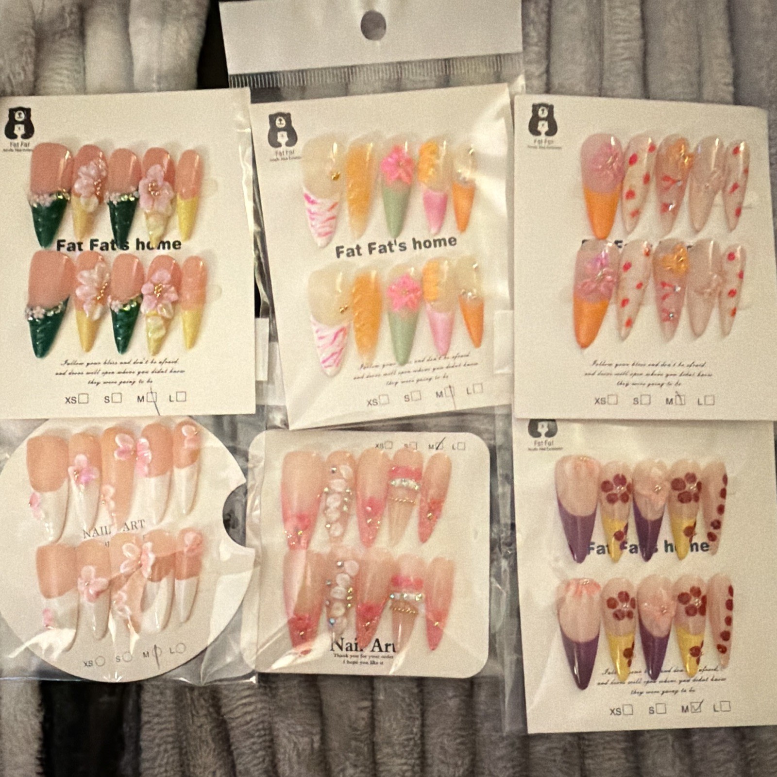 Fat Fat’s home Press-On Nails Size Medium Stiletto 3D Floral Multicolor