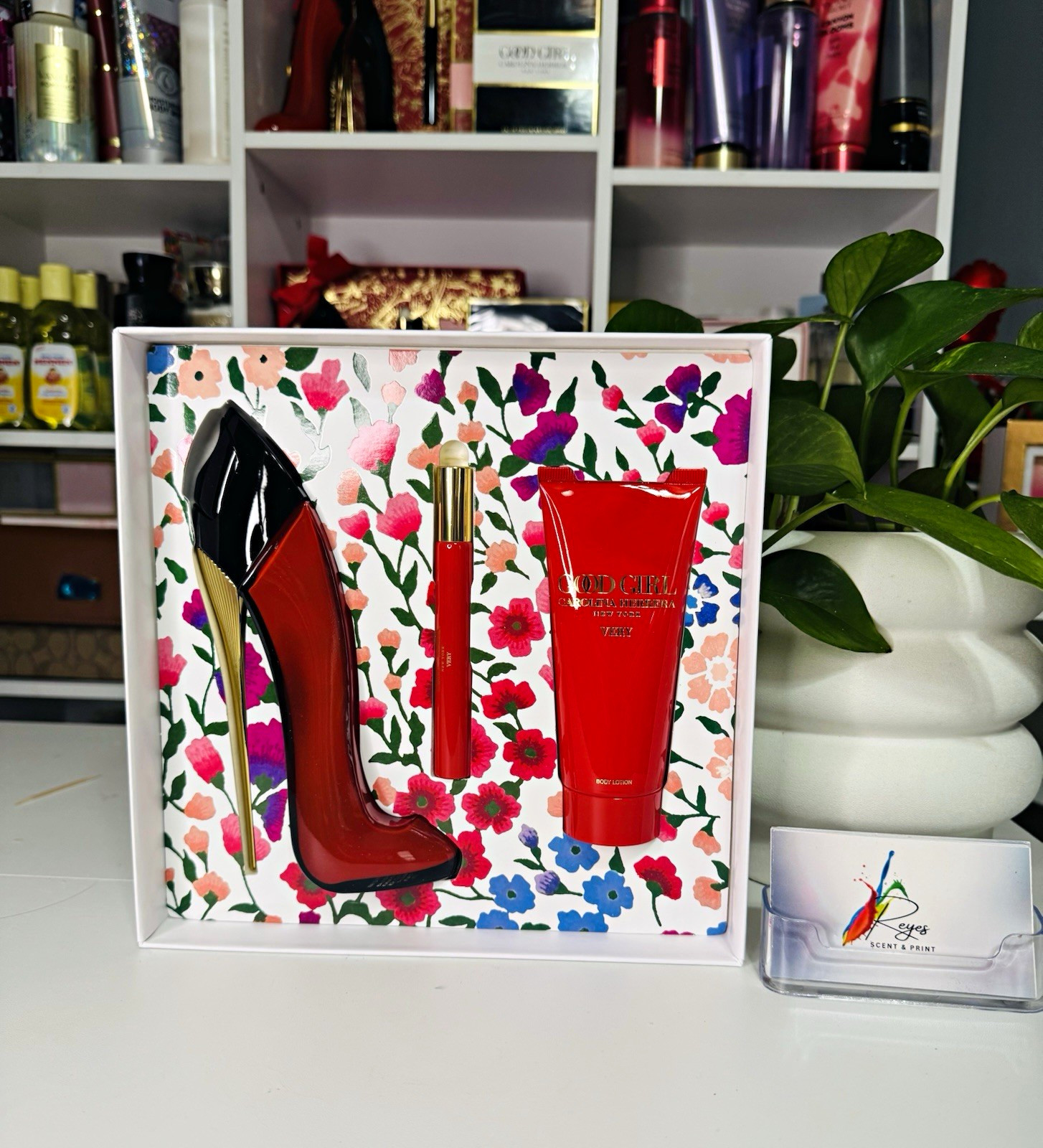 Carolina Herrera Good Girl Gift Set – High Heel Perfume & Red Body Lotion