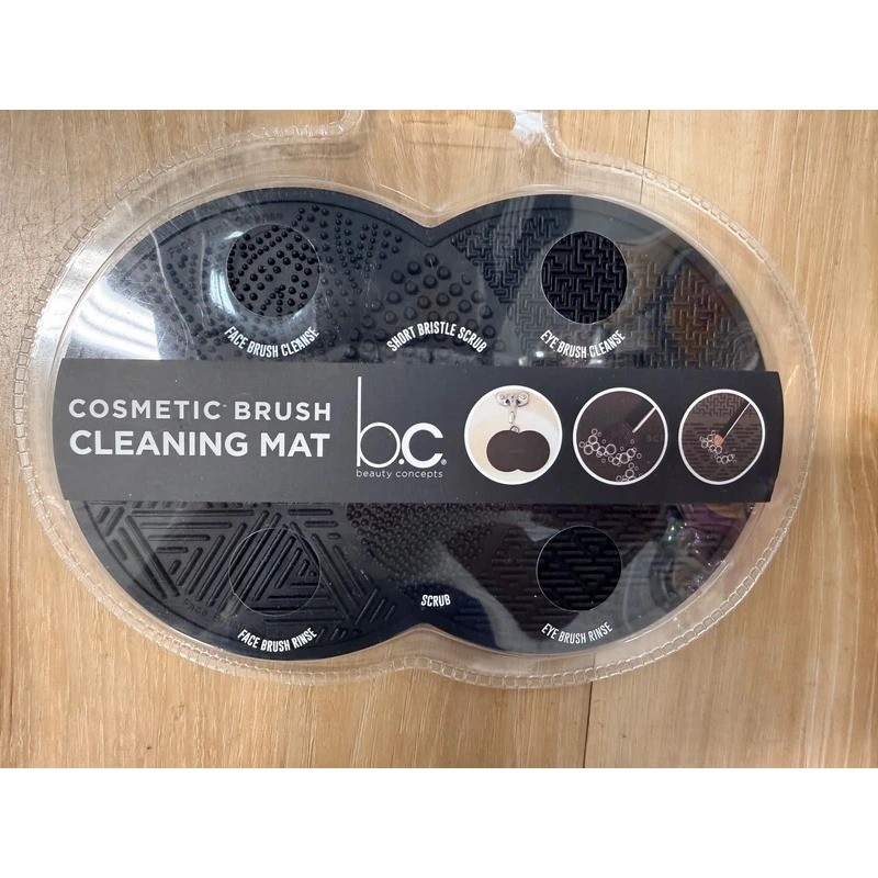 Beauty Concepts Cosmetic Brush Cleaning Mat Black Silicone Multi Texture NWT