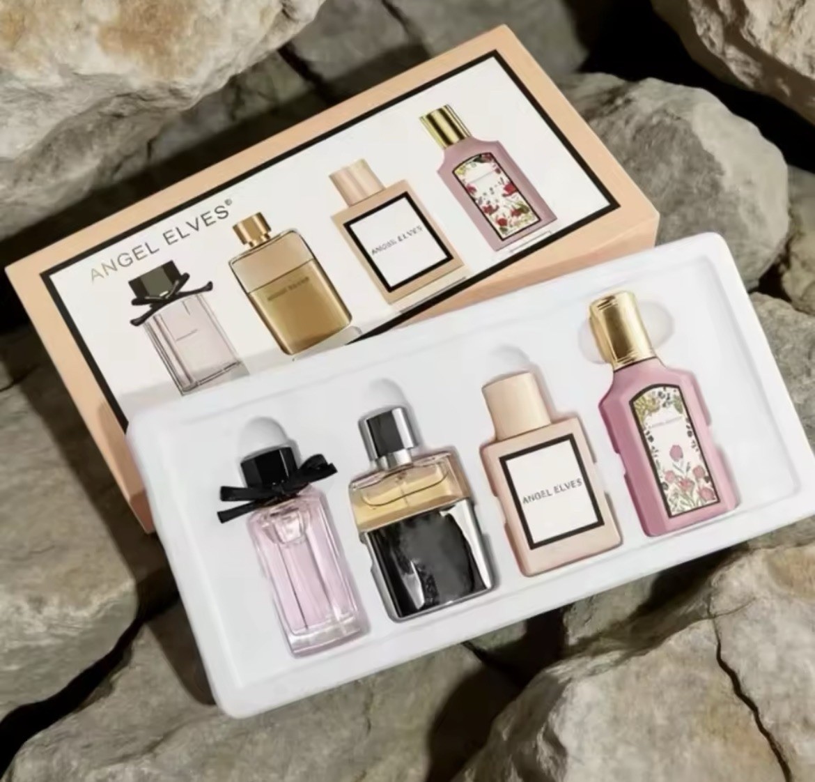 Spray Women Perfume Gift Sett of 4 New In Box 3.4 oz Eau de Parfum