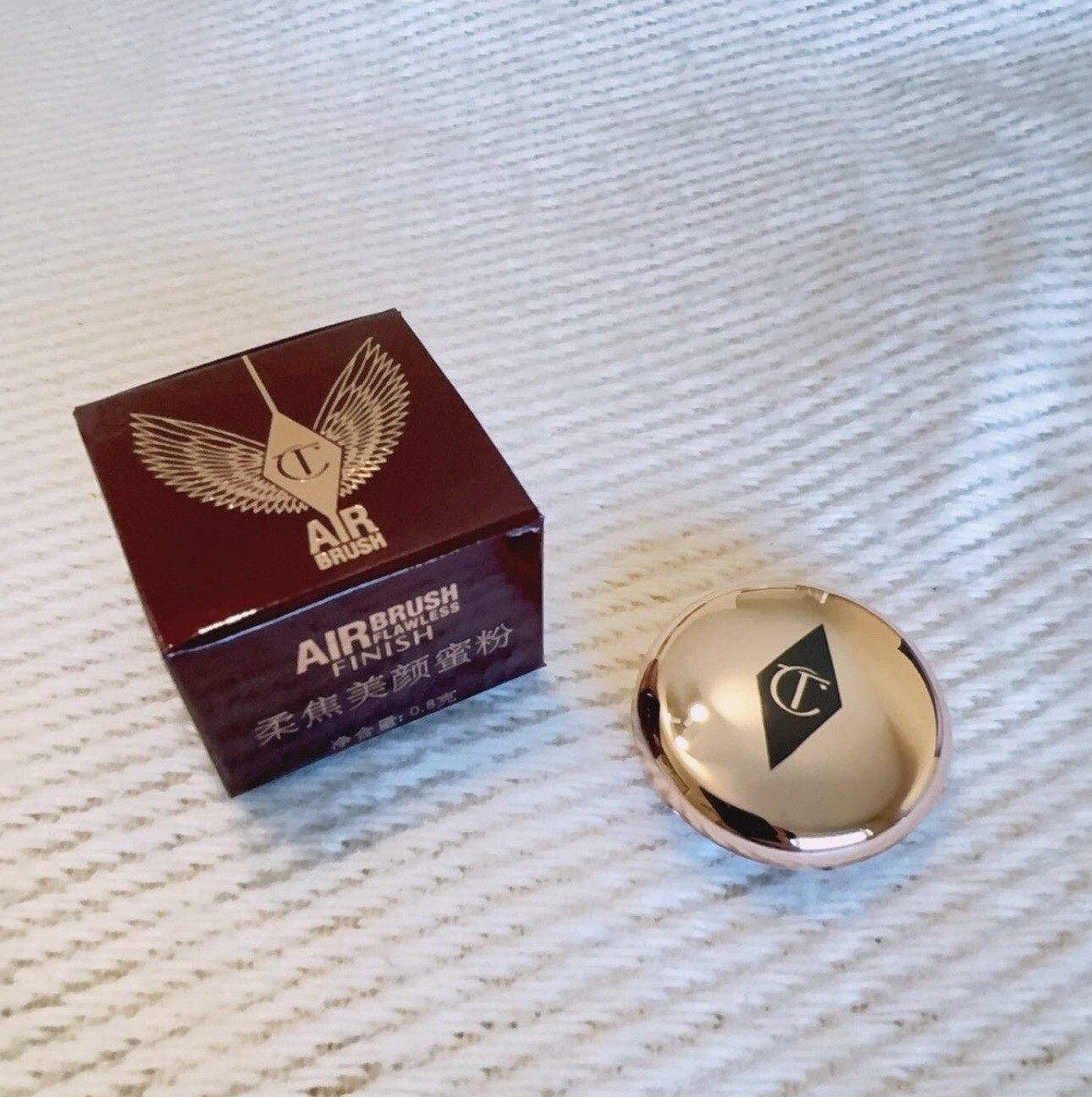 Charlotte Tilbury Airbrush Flawless Powder Mini Size 0.8g Fair Color With Puff