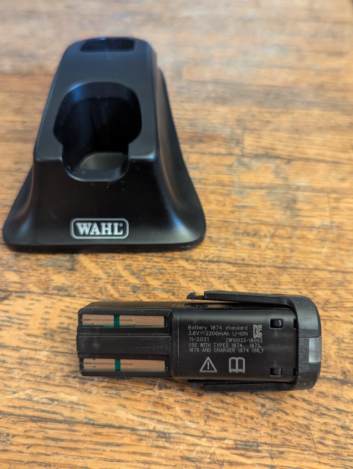Battery charging Cradle Wahl Moser Genio Pro XXL 1874 1875 1876 + Battery Pack