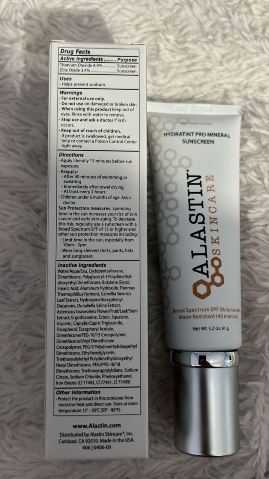 2-in-1 Skincare HydraTint Pro Mineral Sunscreen SPF 36 (3.2 oz) FREE SHIPPING