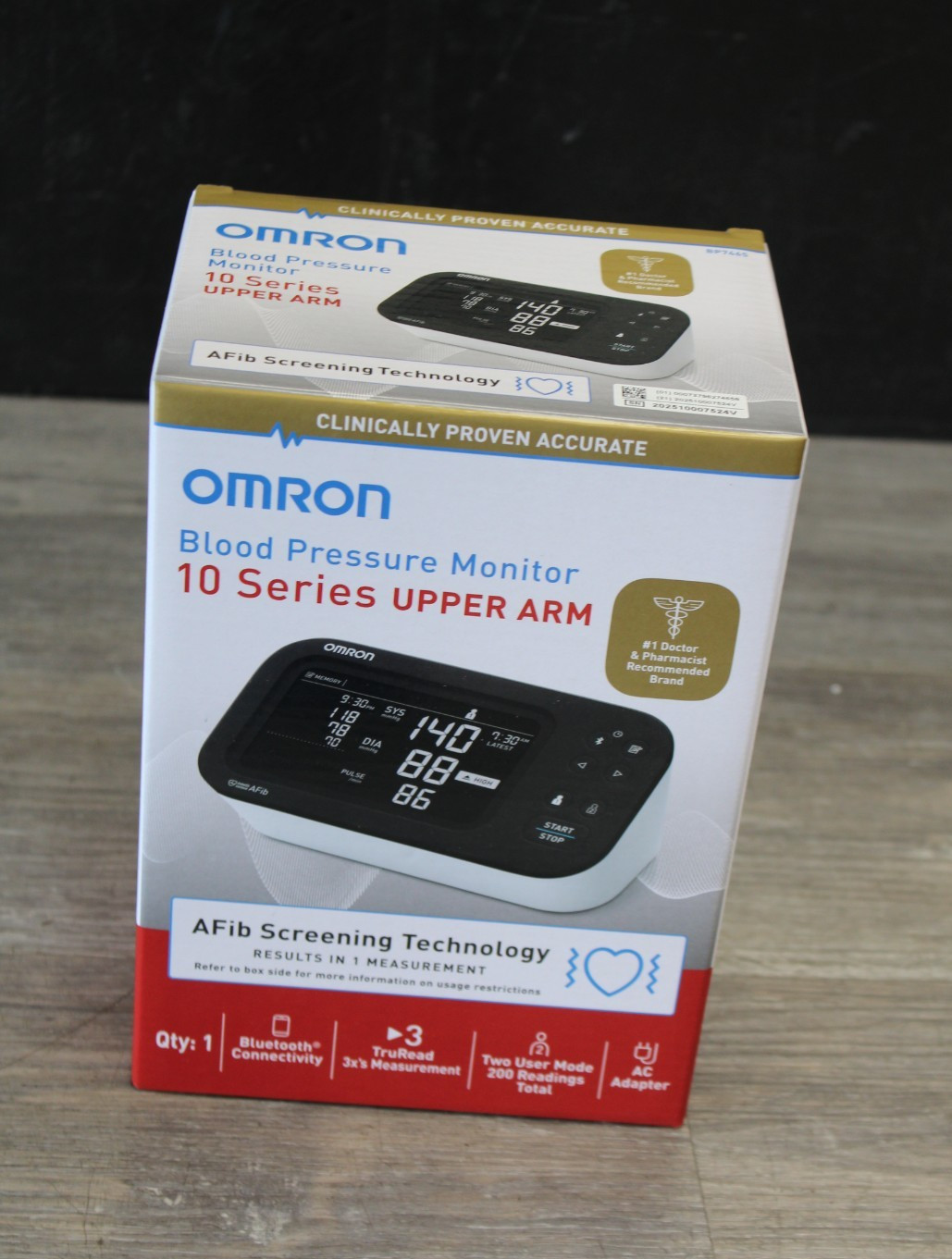 Omron 10 Series Upper Arm Blood Pressure Monitor AFib Bluetooth – BP7465 – NEW
