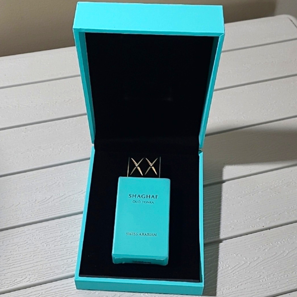 Swiss Arabian Shaghaf Oud Tonka Eau de Parfum Spray 2.5 fl oz Vanilla 75ml