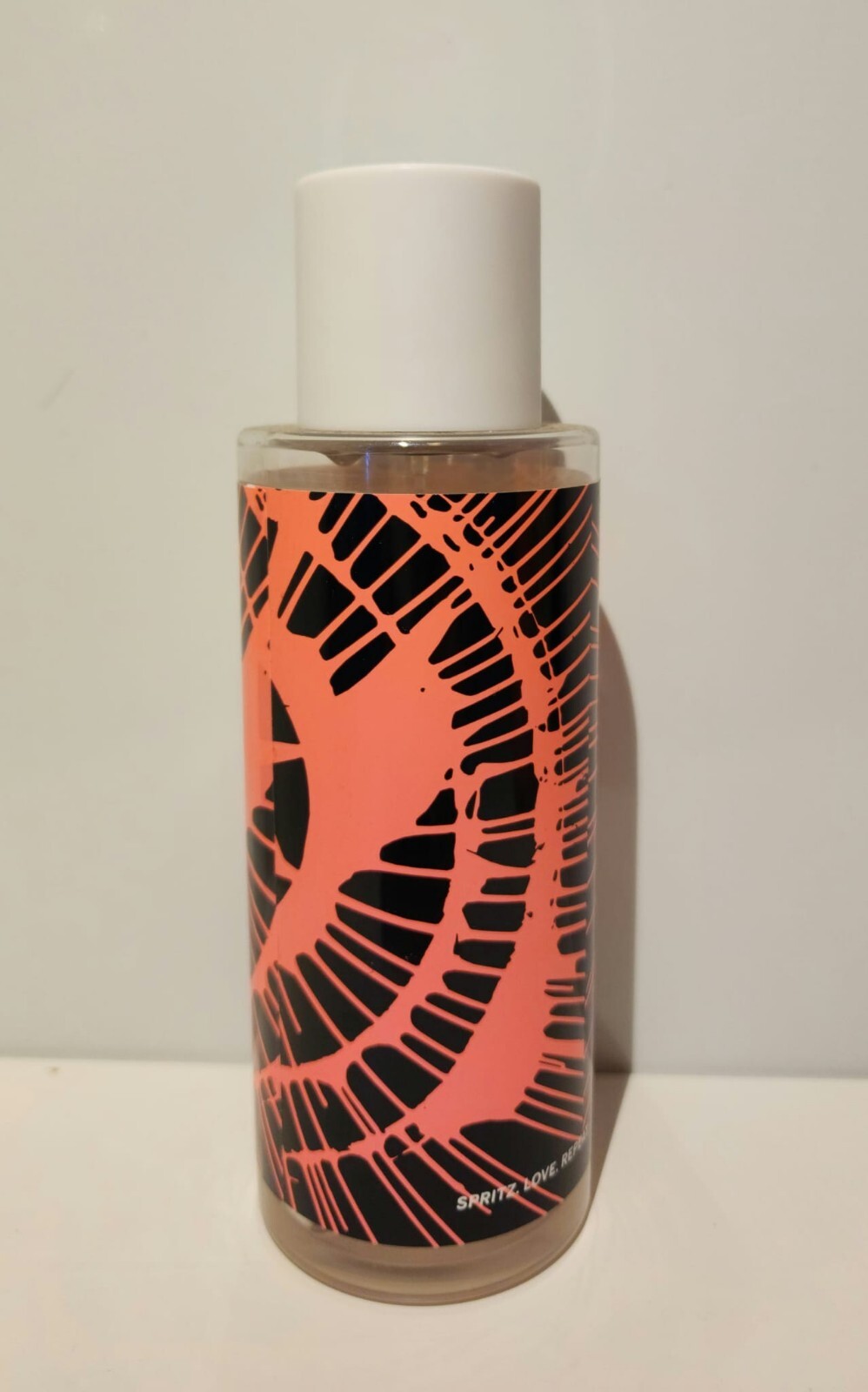 VICTORIA’S SECRET PINK WEEKEND ZEN BODY MIST SPRAY 8.4 FL OZ New