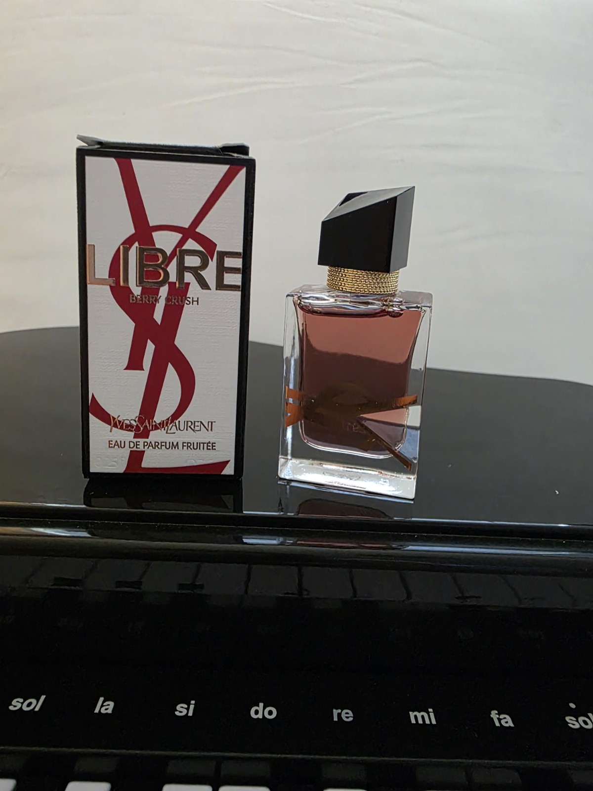 YSL Yves Saint Laurent LIBRE Berry Crush 7.5 ml/0.25 fl.oz Mini