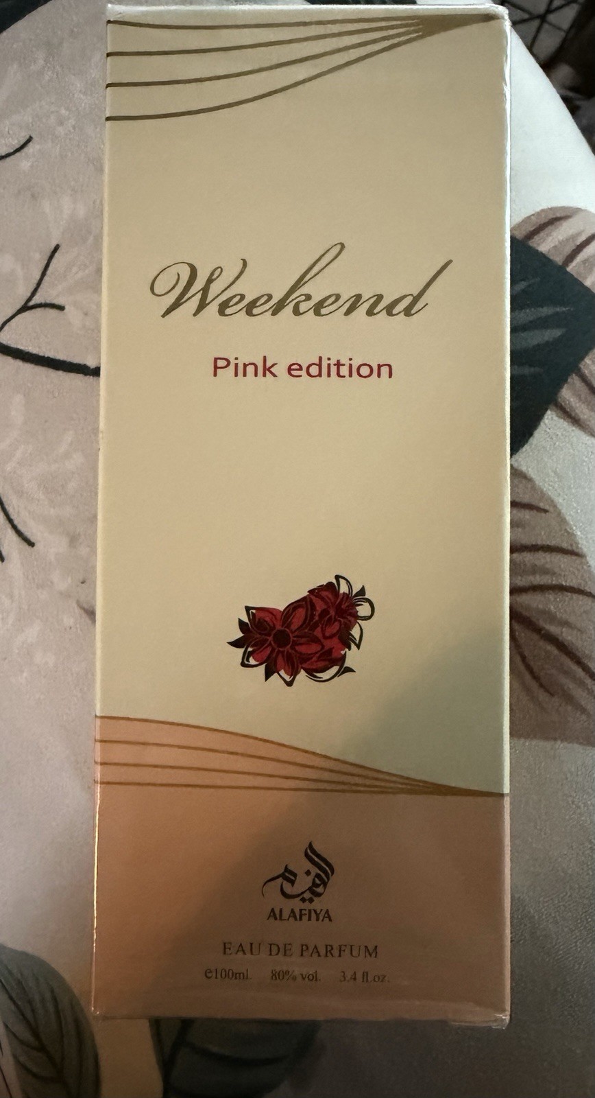 ALAFIYA Weekend Pink Edition Eau de Parfum Spray 3.4 fl oz Regular Size
