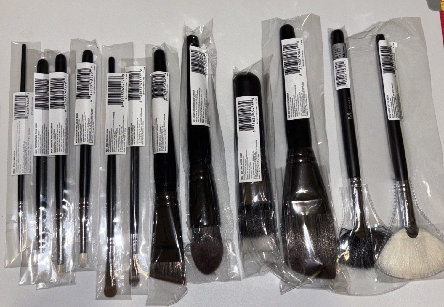Lot of 12 Assorted Pro Morphe Makeup Brushes New in sleeves. see description