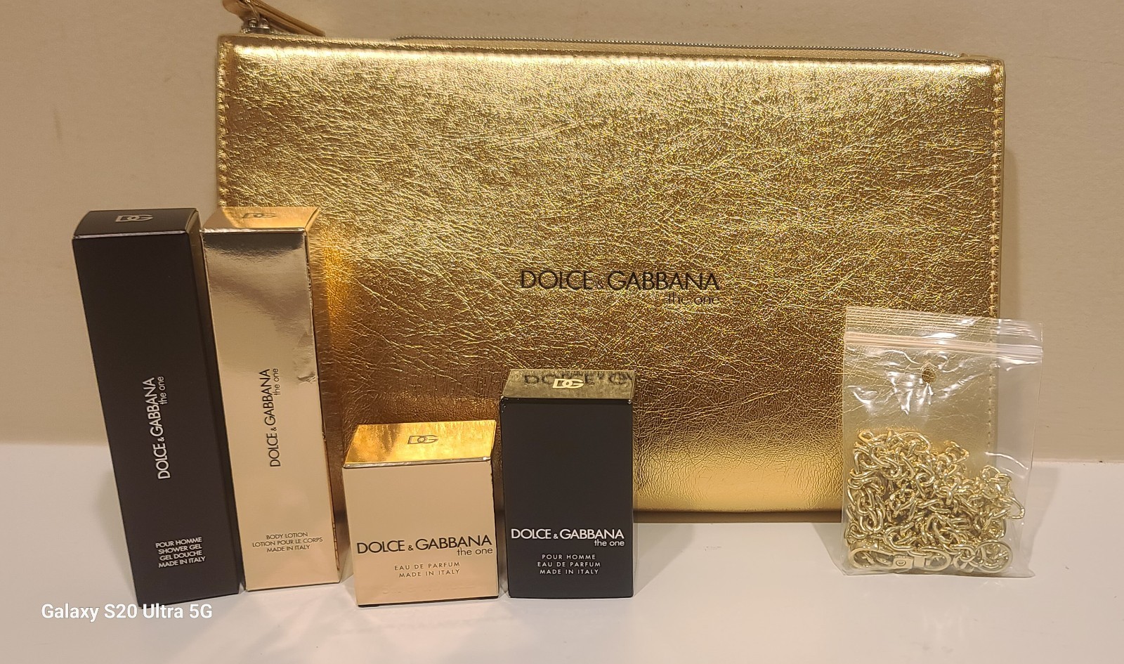 New Dolce & Gabbana The One Cosmetic pouch Gold Chain Detachable travel samples