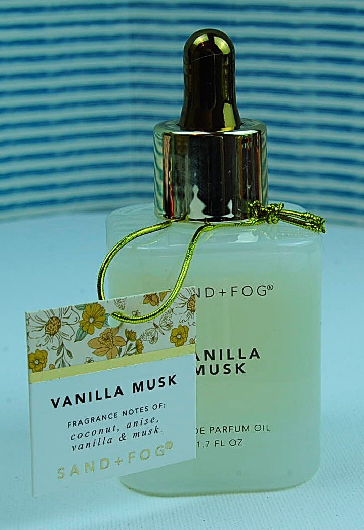 Sand + Fog Vanilla Musk Eau de Parfum Oil W/DROPPER 1.7oz New With Tag