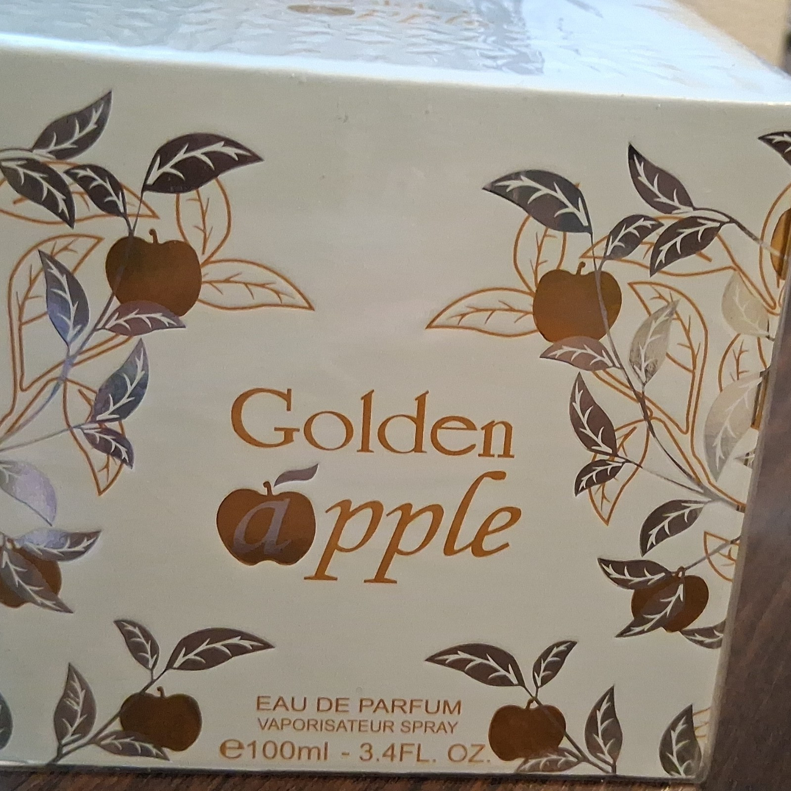 Golden Apple Eau de Parfum Spray EDP, 3.4 fl oz / 100 ml Regular Size