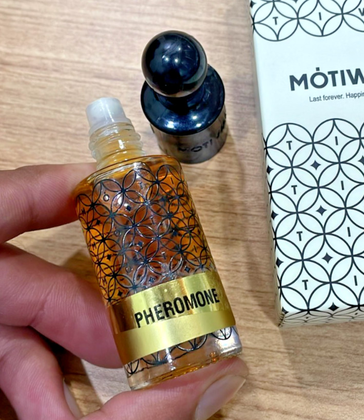 The Original Pheromone Perfume oil 10ml Long Lasting and best Results