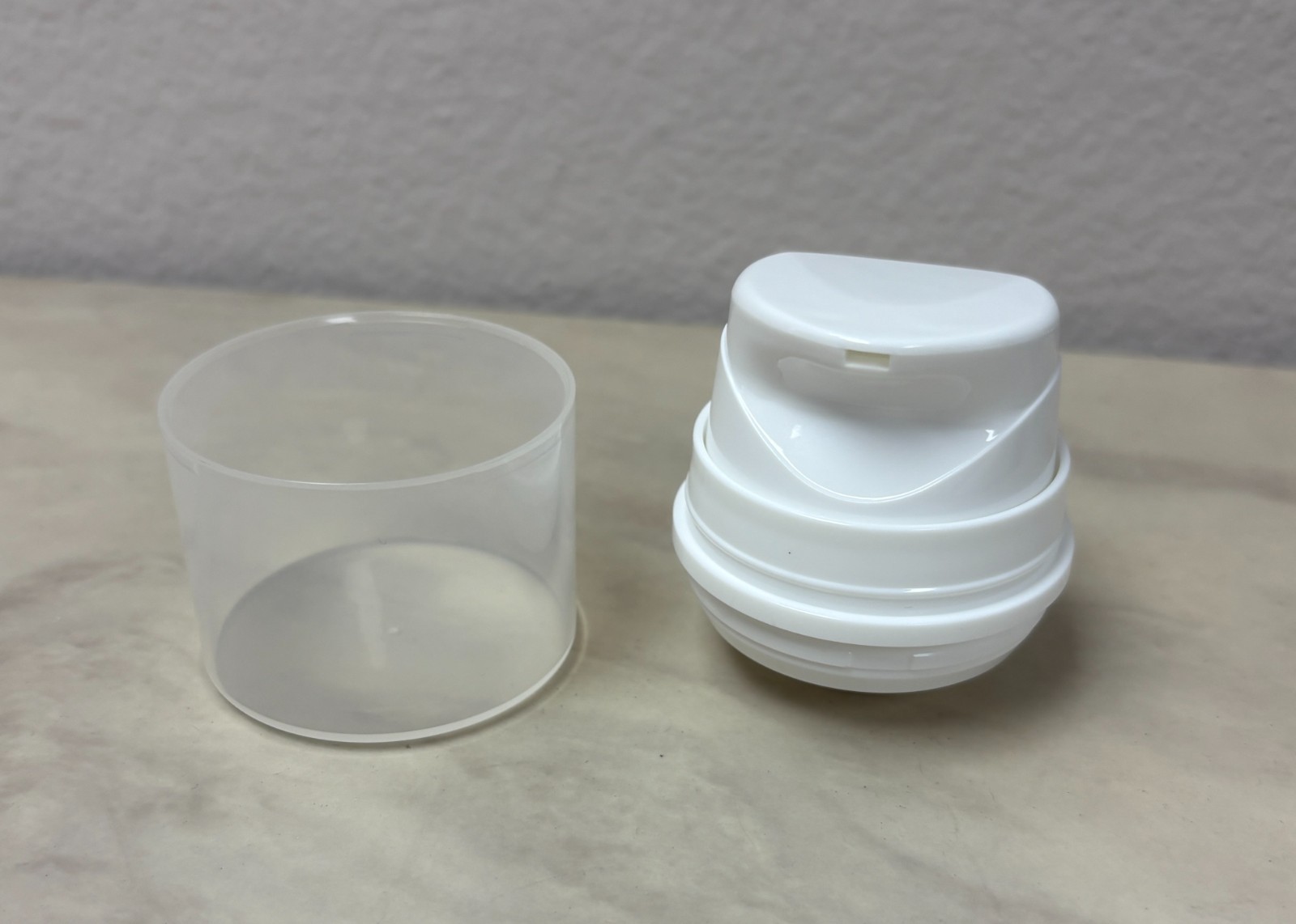 24 pack 100ml/3.38oz White Airless Pump Bottle for Makeup, Haircare, Travel