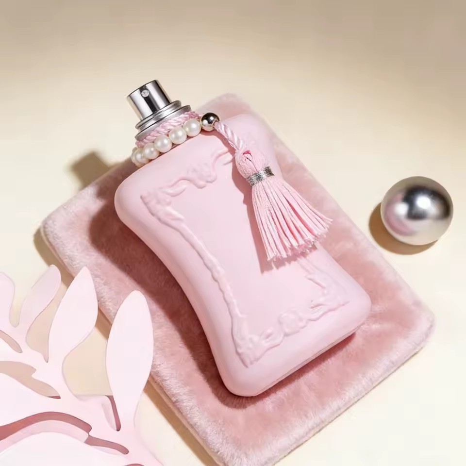 DELINA EDP: Elegant Pink Bottle with Tassel, Sophisticated Feminine Scent for Da