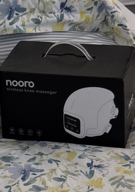 Nooro Knee Massager Wireless Heat Laser Infrared Vibrating FAST FREE SHIPPING.