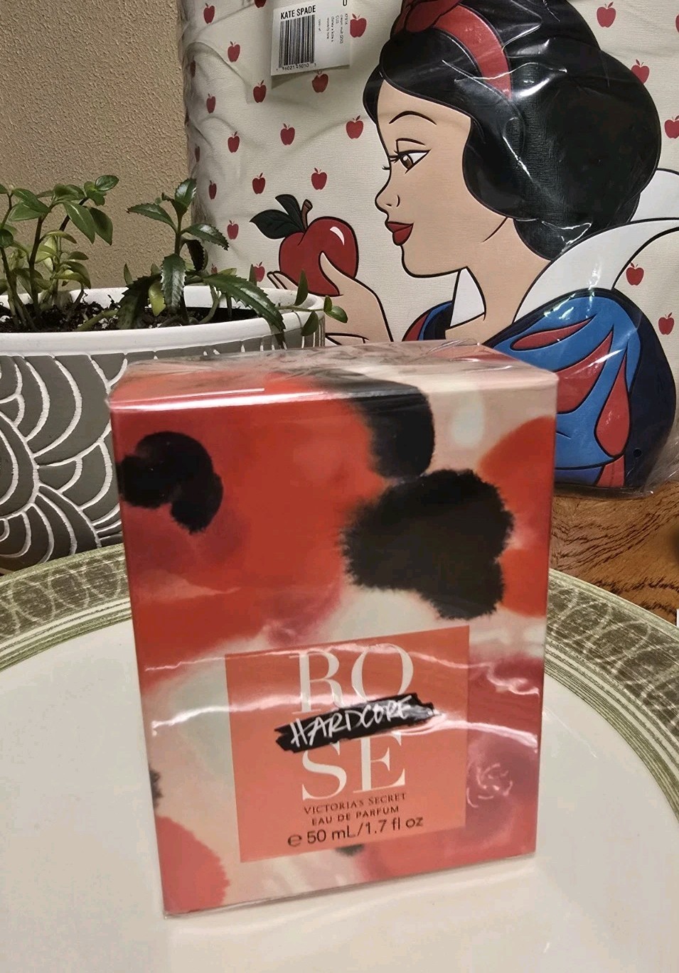 Victoria’s Secret HARDCORE ROSE Eau De Parfum Spray 1.7 fl oz New Sealed Box