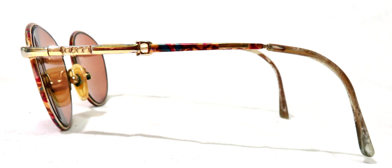 Gucci Eyeglass frame unknown model worn off Gold metal & multicolored eyewear