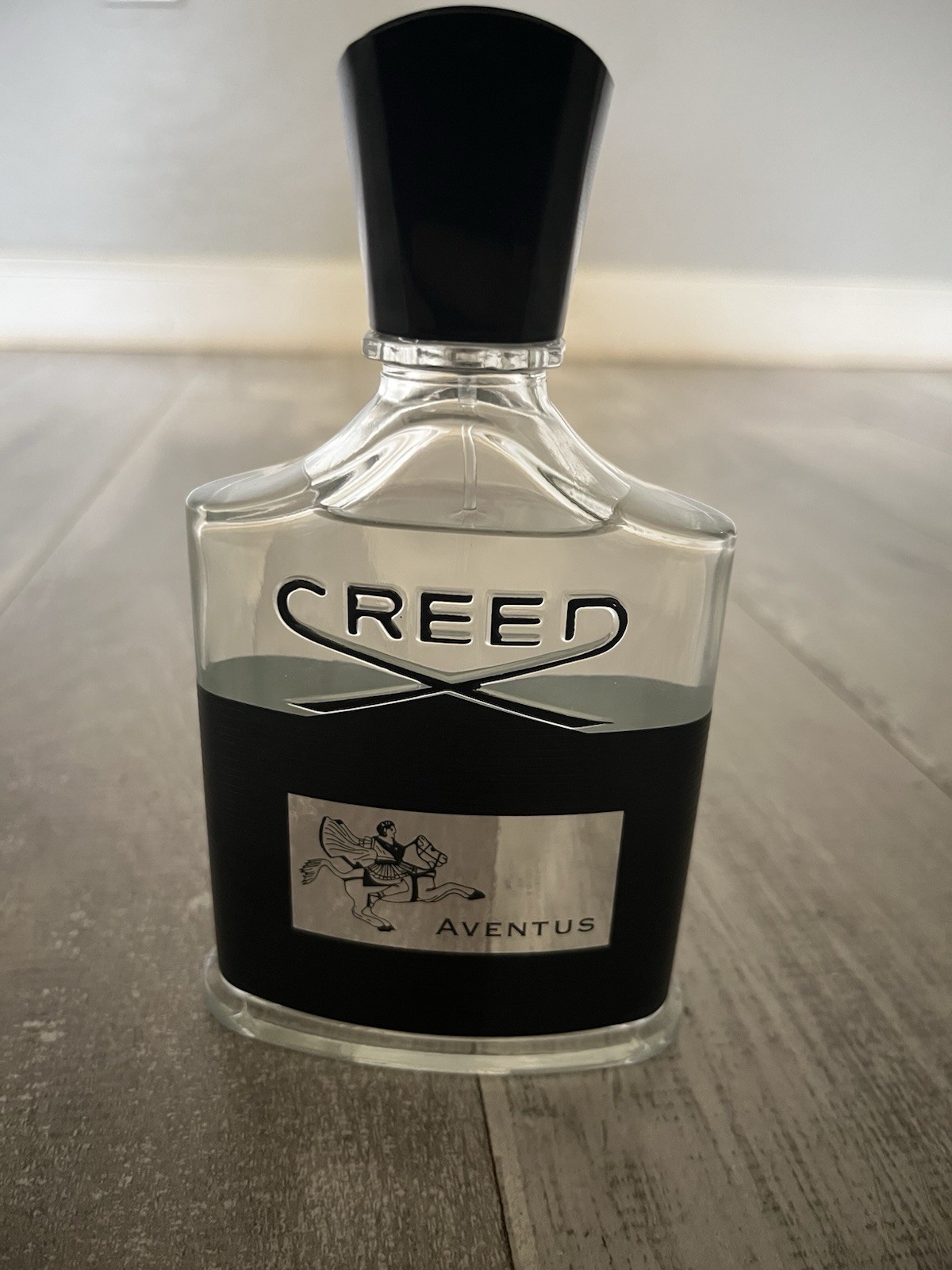 Creed Aventus 100ml/3.3 Oz Eau de Parfum Brand New Never Opened Never Used