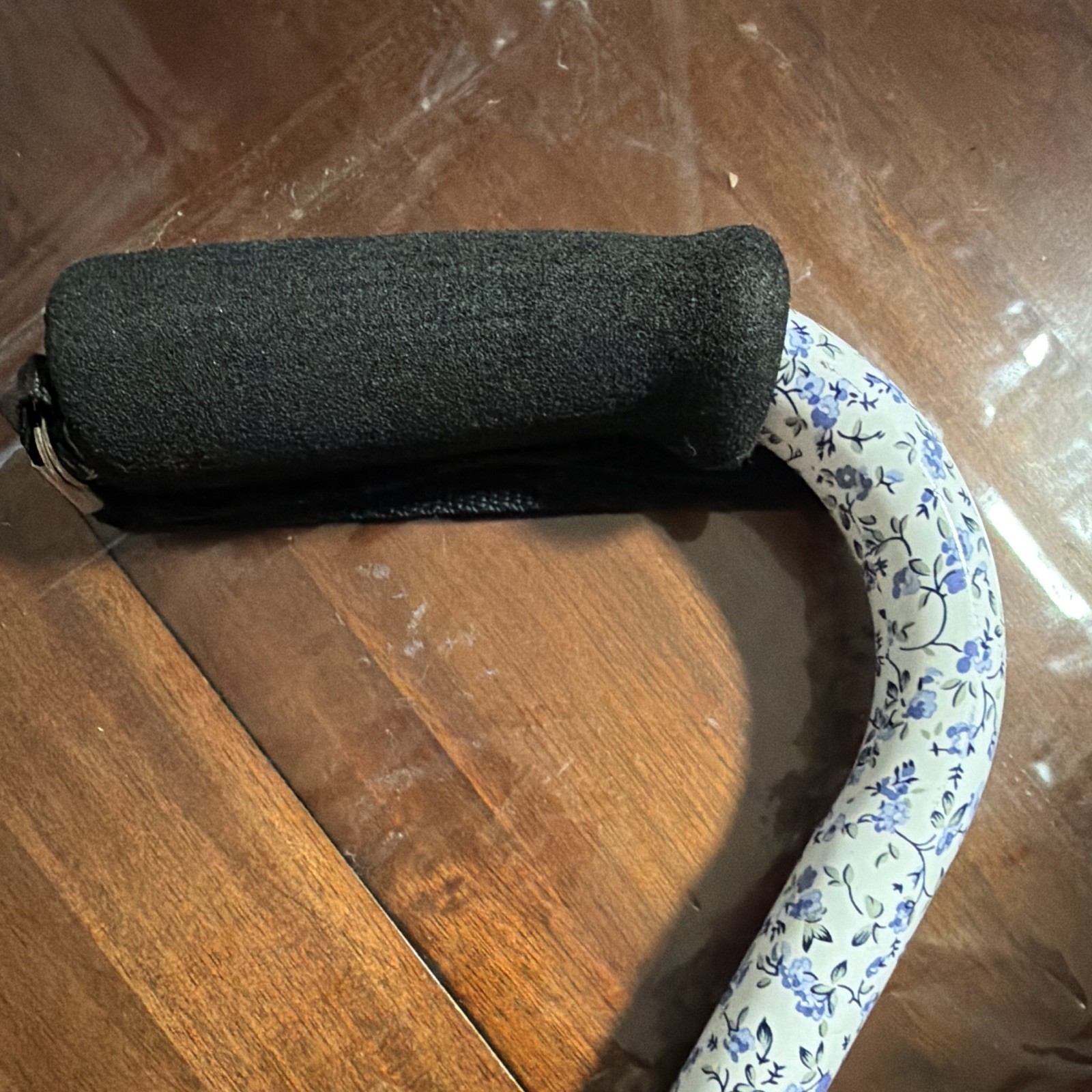 Walking Cane White/Blue Floral Shaft Black Foam Handle Curved Grip Rubber Tip