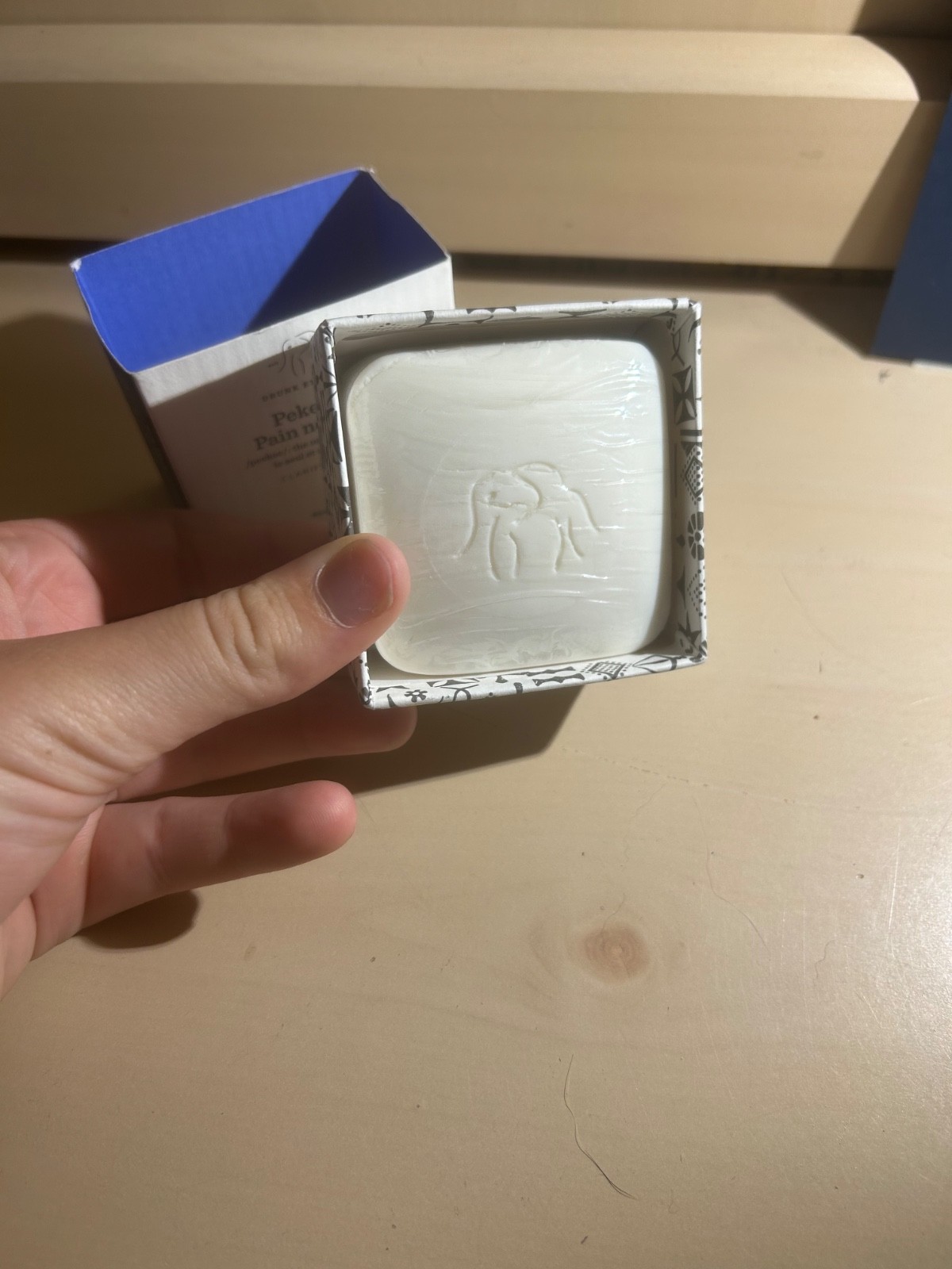 Drunk Elephant Pekee Bar – Blueberry Extract and Honey, pH 6.5
