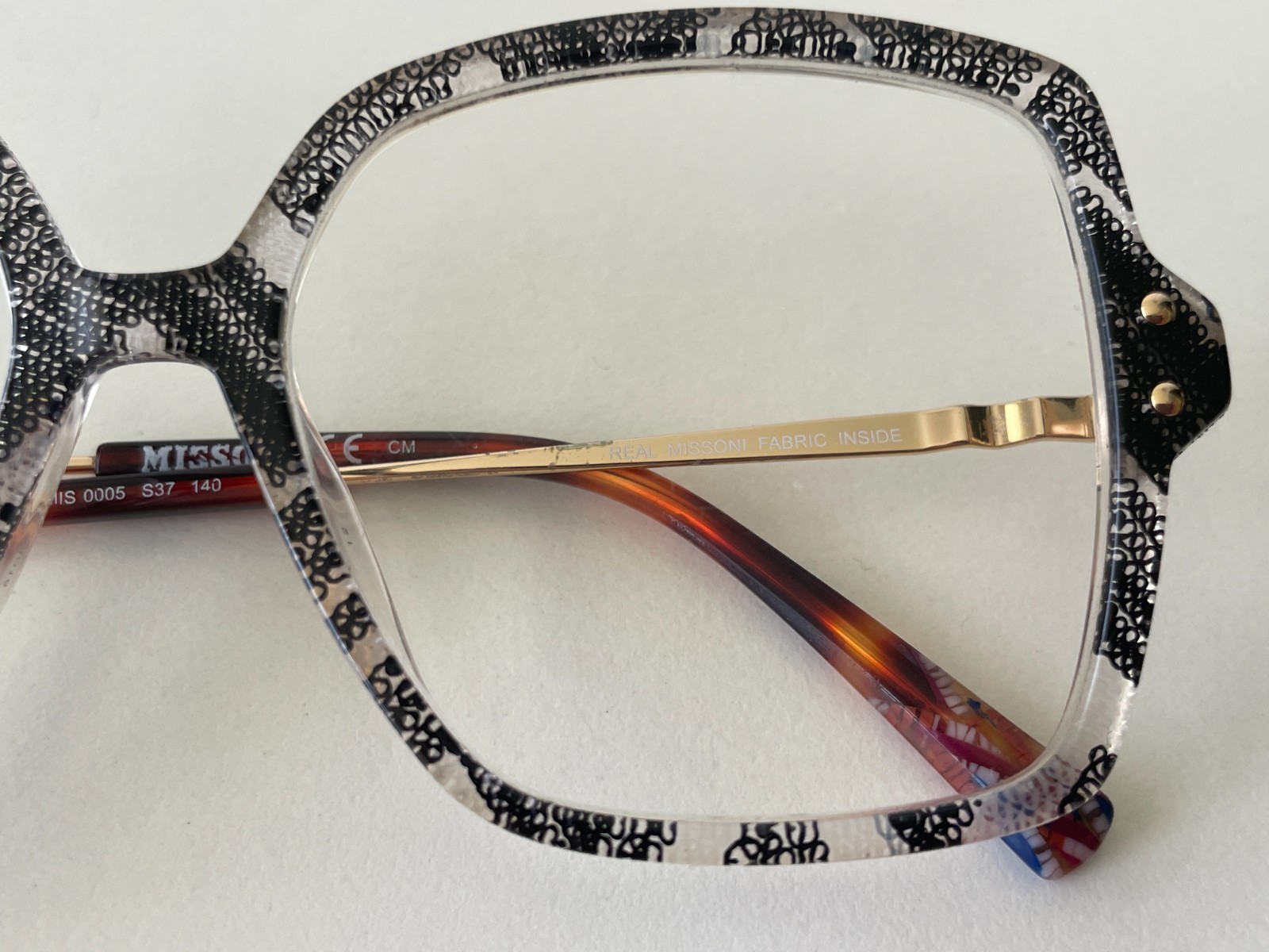 MISSONI MIS 0005 S37 Vintage Eyeglasses Frame Black White Lace Fabric Inside Ita