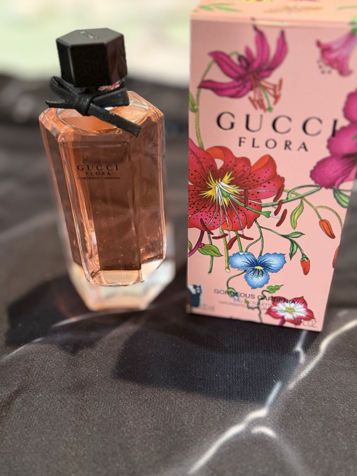 Gucci Flora Gorgeous Gardenia Eau de Parfum Spray 1.0 fl oz Regular Size