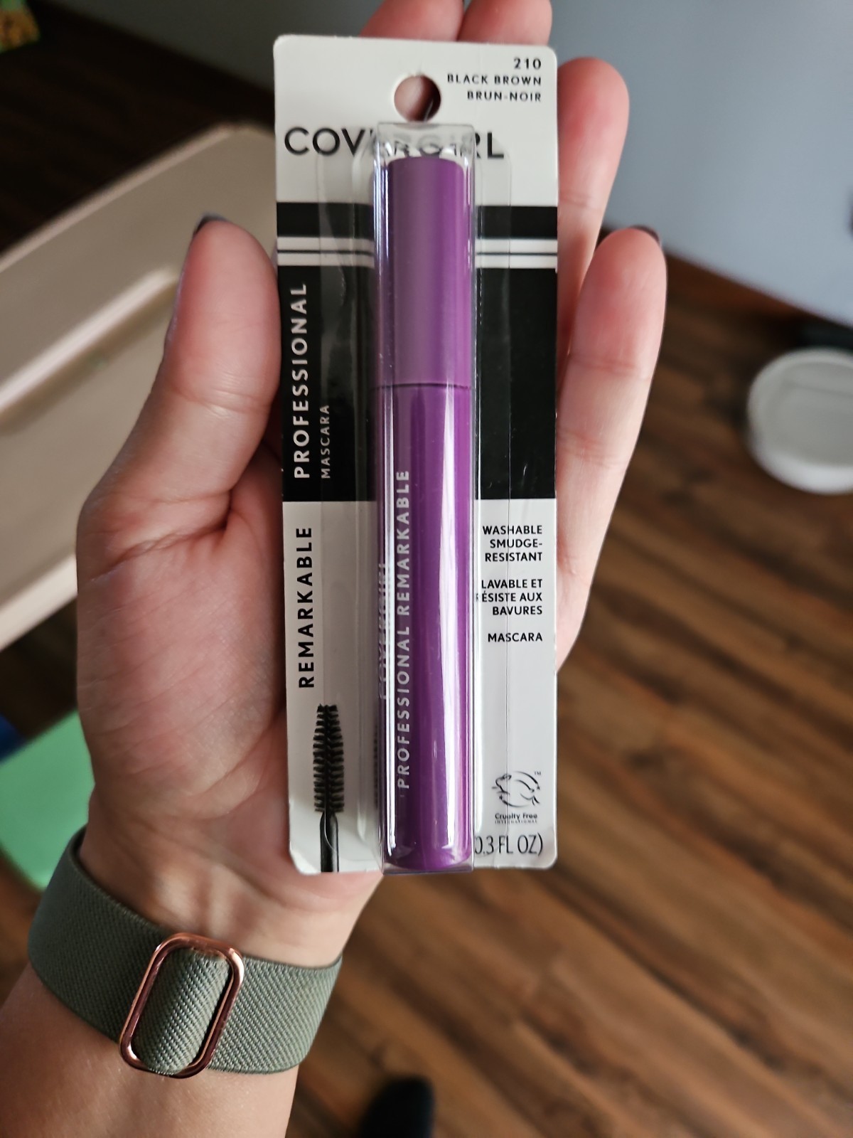 COVERGIRL Remarkable Waterproof Mascara Black Brown 210 0.3oz