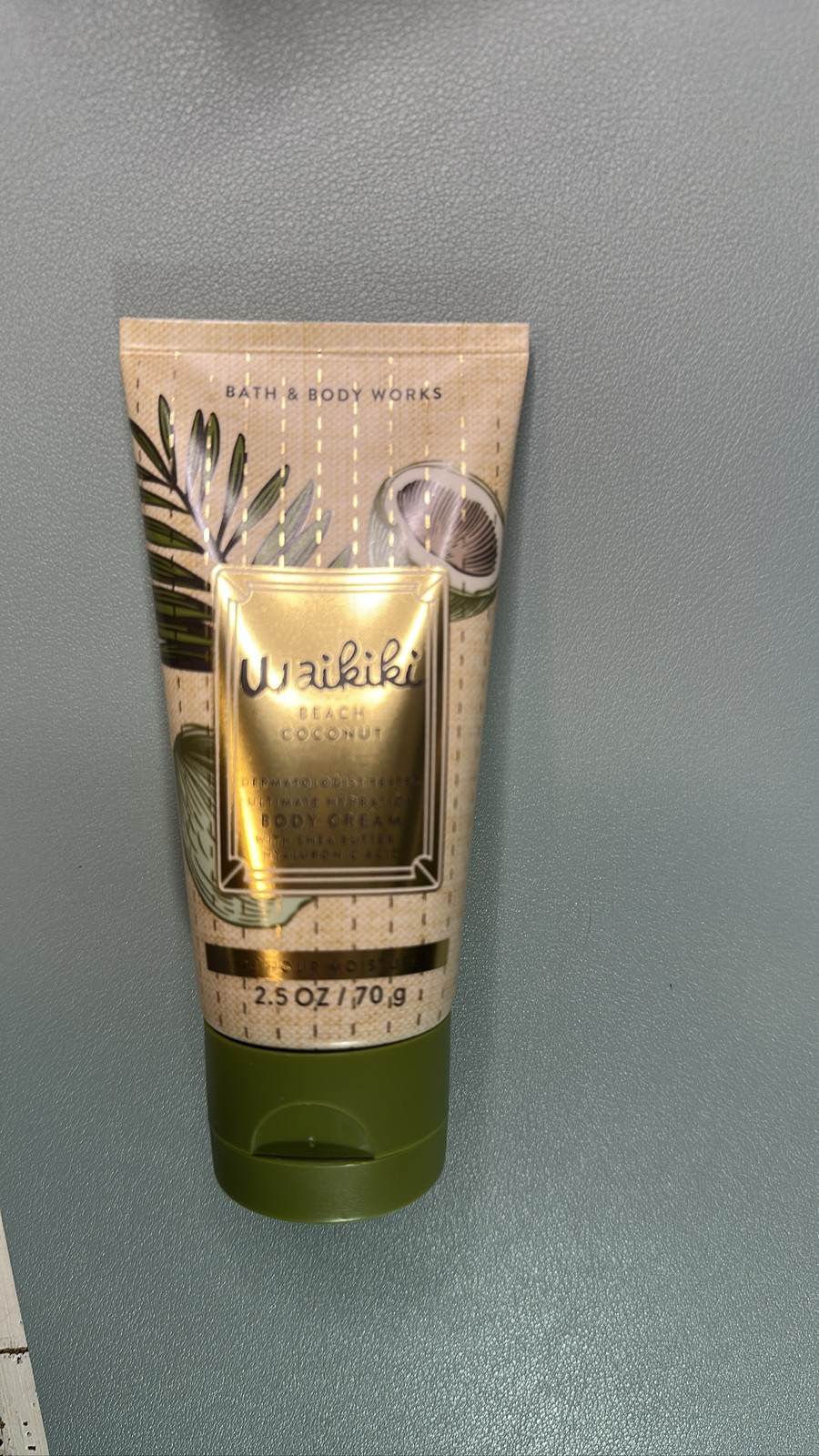 Bath & Body Works Waikiki Beach Coconut Hydration Body Cream 2.5oz