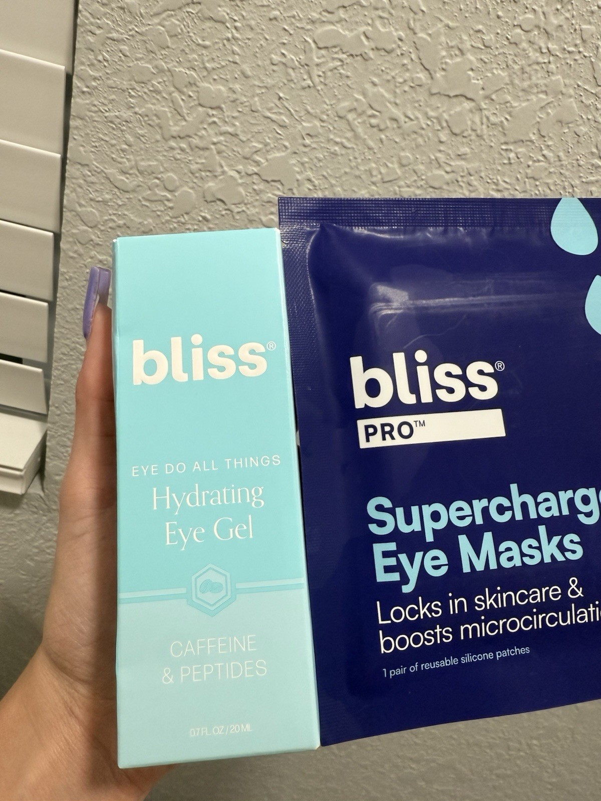 Bliss Eye Do All Things – Hydrating Eye Gel And Bliss Pro Supercharged Eye Masks