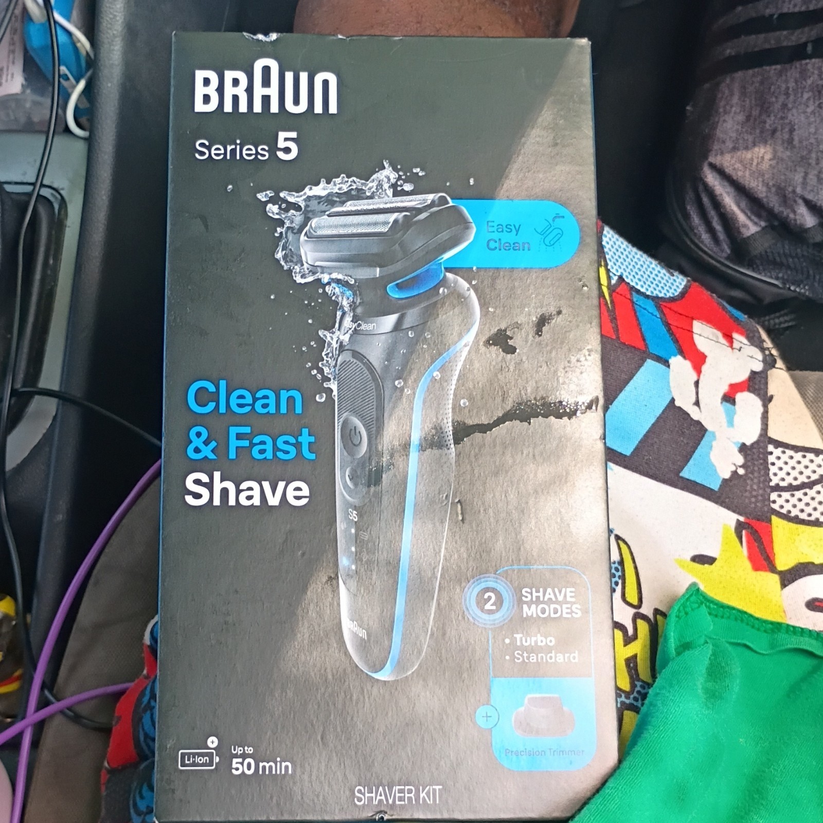Braun Series 5 EasyClean Foil Shaver Kit Wet/Dry Waterproof Battery Black/Blue