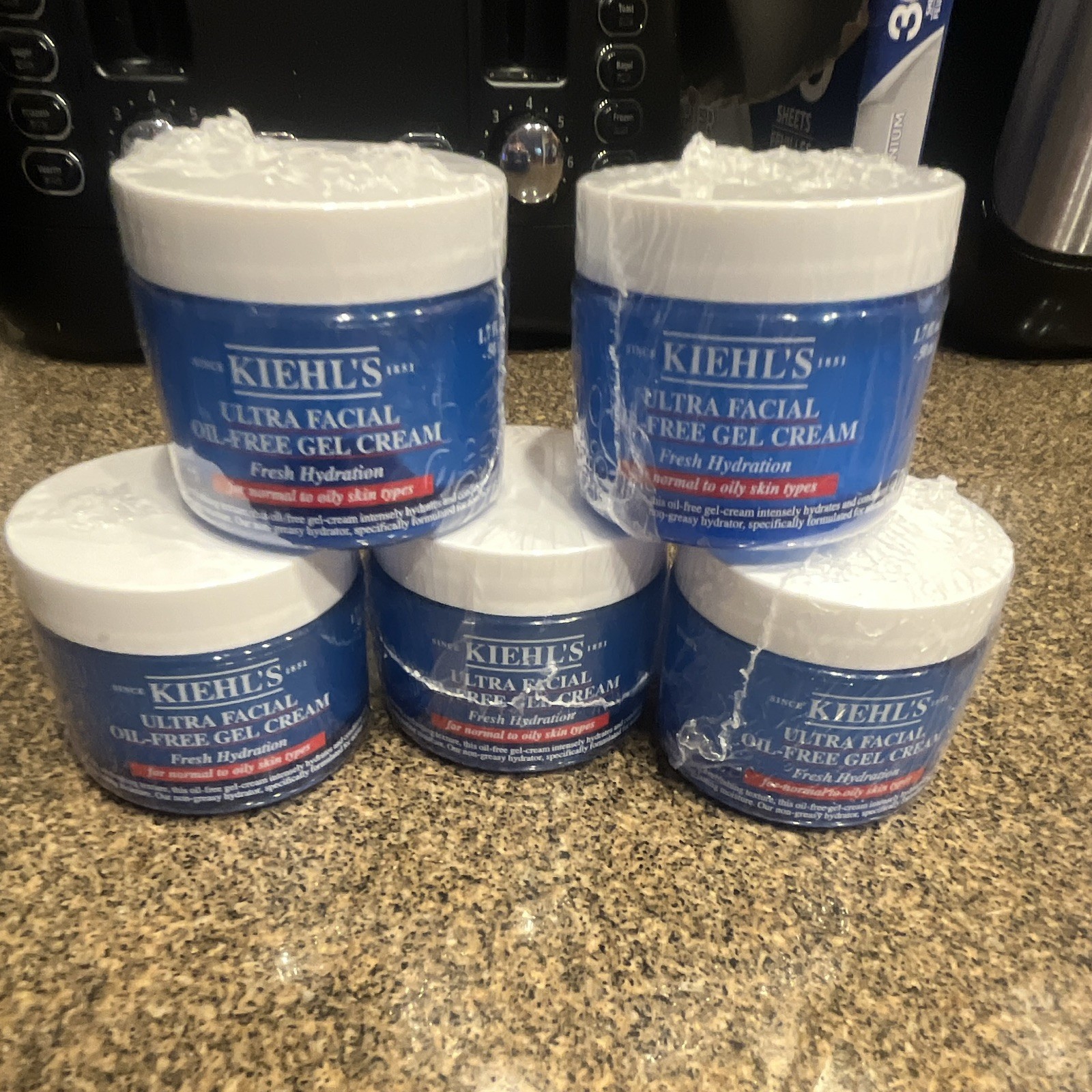 Kiehl’s Ultra Facial Oil-Free Hydrating Gel Cream Face Moisturizer