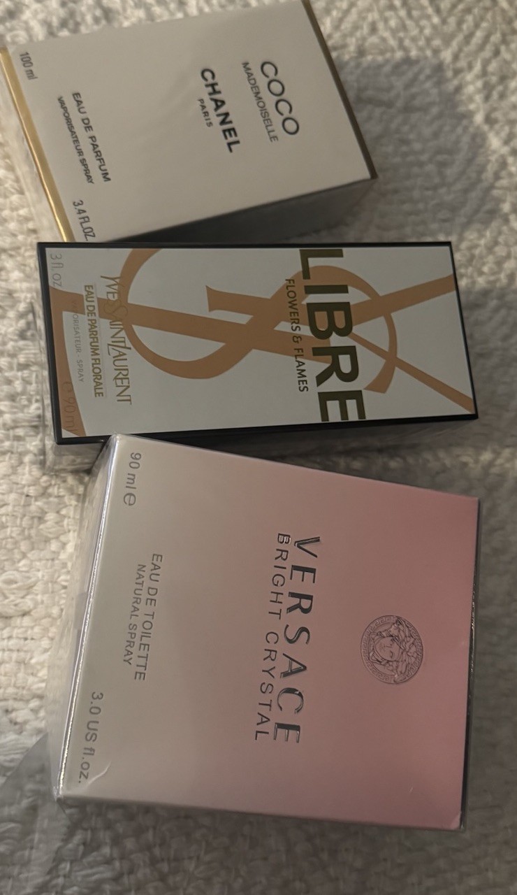 Versace Bright Crystal Eau de Toilette Spray, Regular Size 3.0 fl oz