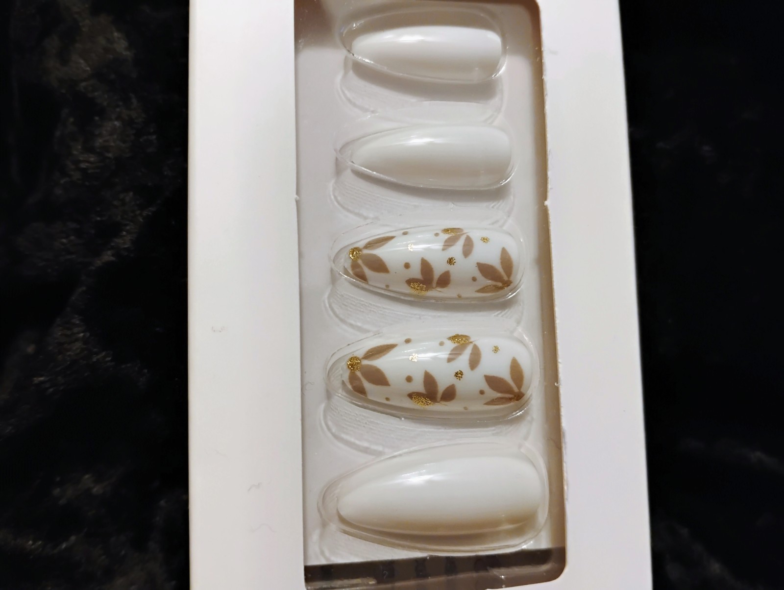 Pressies by Peppi Gel White Orchid Almond Press-On Nails Self-Adhesive 24