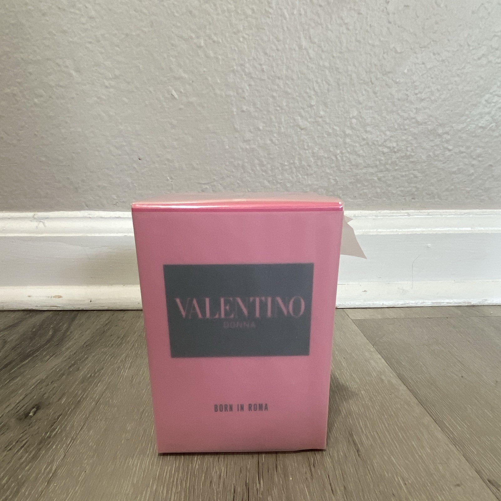 Valentino Donna Born In Roma Eau de Parfum for Women New Sealed