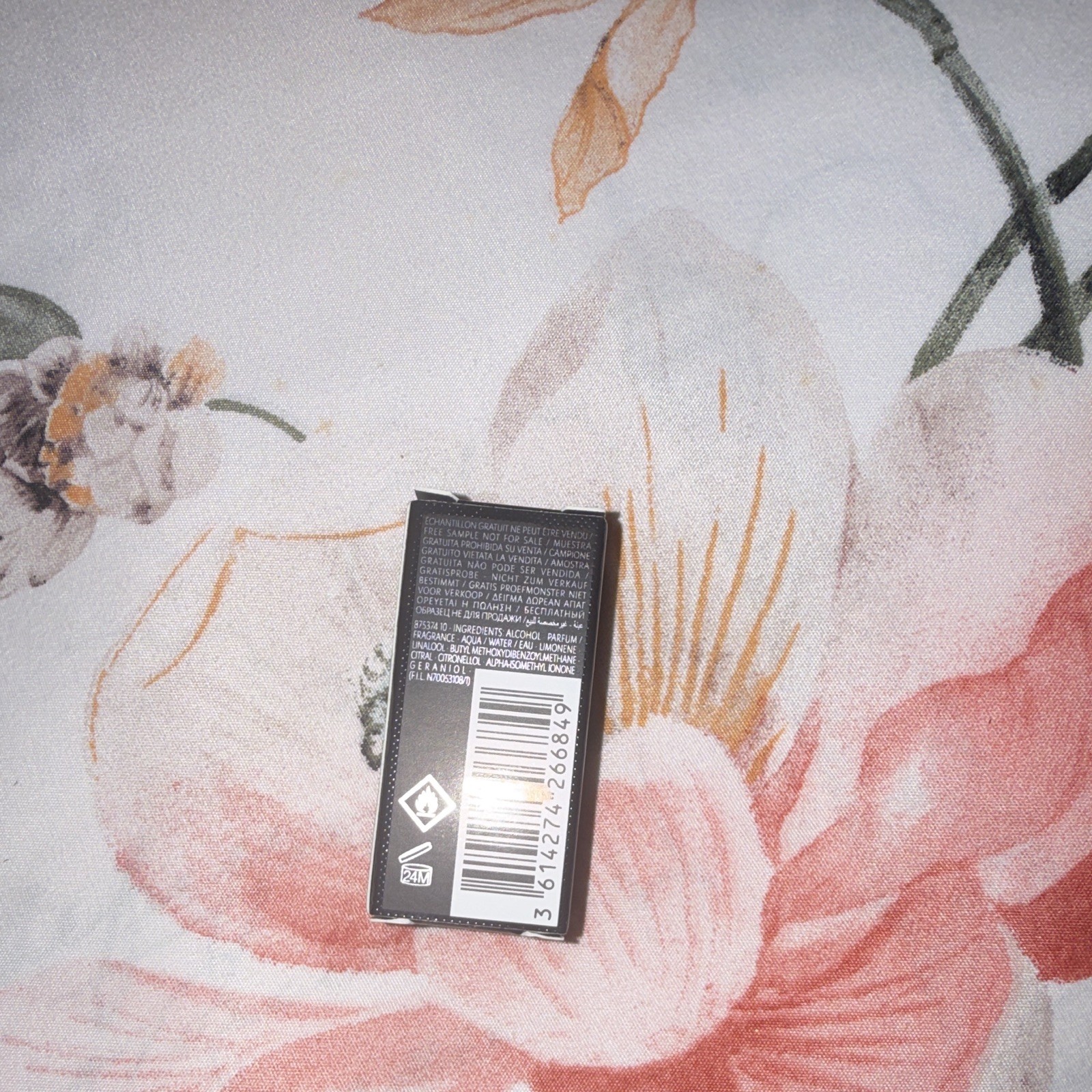 Yves Saint Laurent Y Eau de Parfum Travel Size Spray 0.25 fl oz / 7.5 ml